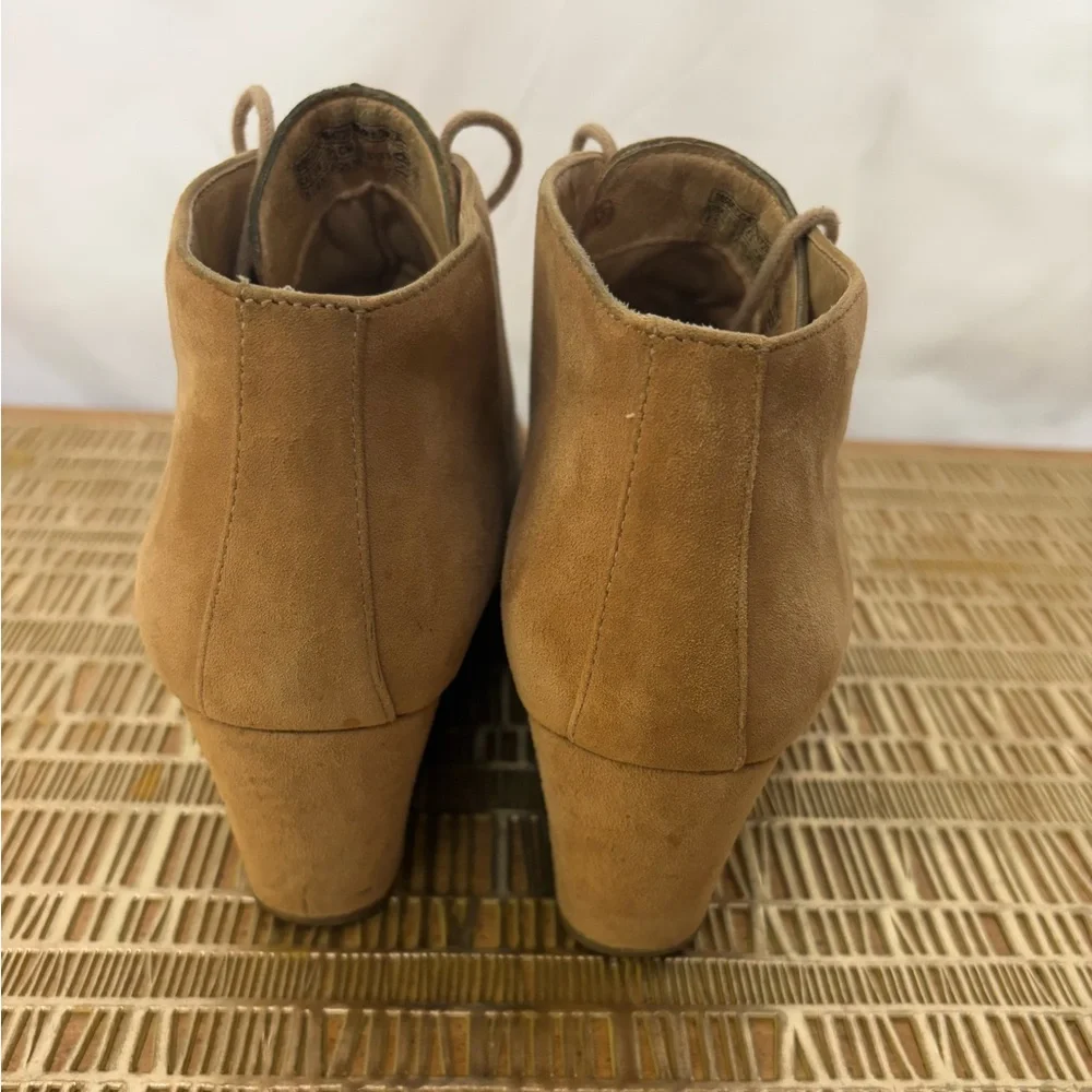 Vionic Elevated Becca Wedge Suede Ortaheel Comfort Bootie, Light Tan, US 8.5‎